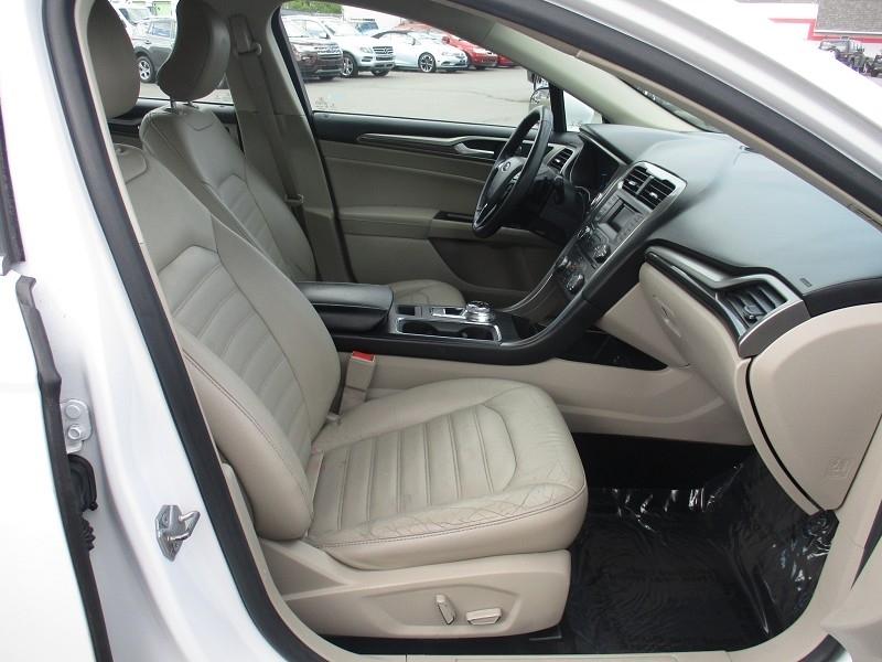 Ford Fusion SE AWD 2017