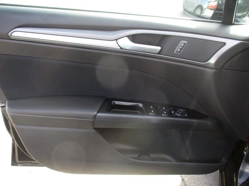 Ford Fusion 4dr Sdn SE FWD 2016