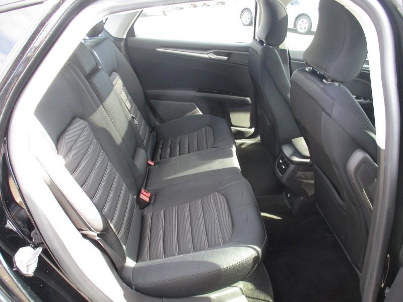 Ford Fusion 4dr Sdn SE FWD 2016