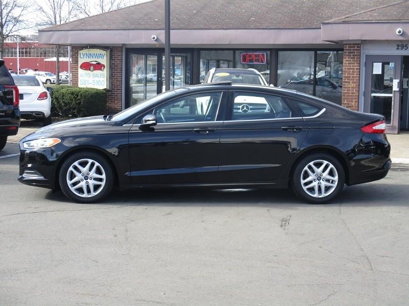 Ford Fusion 4dr Sdn SE FWD 2016