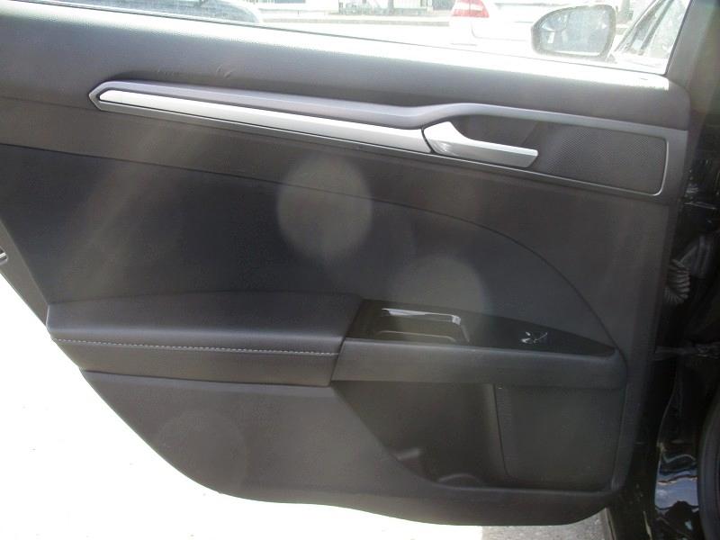 Ford Fusion 4dr Sdn SE FWD 2016