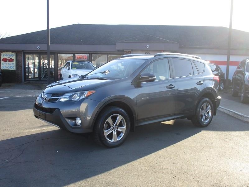 2015 Toyota RAV4 AWD 4dr XLE (Natl)