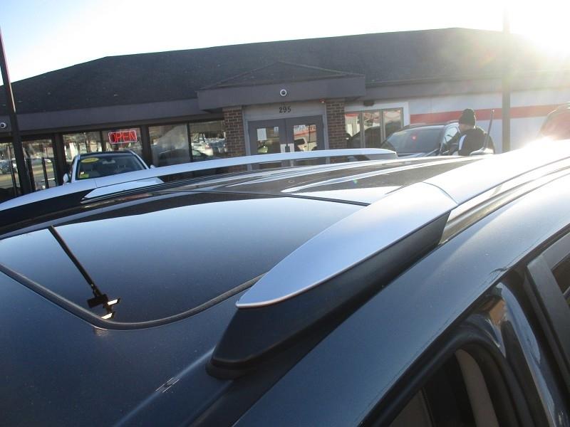 Toyota RAV4 AWD 4dr XLE (Natl) 2015