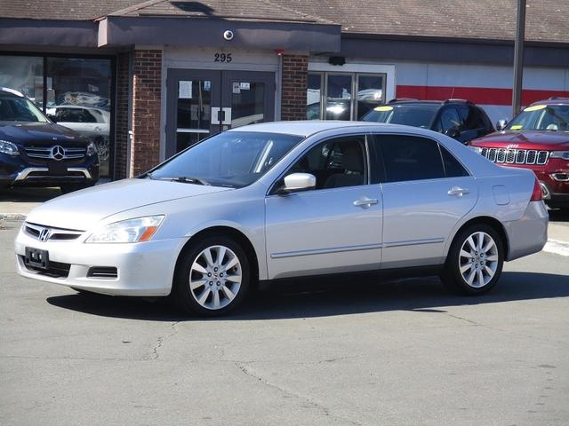 Silver 2007 Honda Accord Special Edition Sedan Front-Wheel Drive Automatic