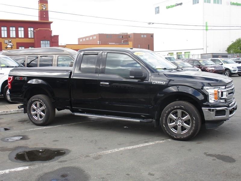 Ford F-150 Lariat 4WD SuperCab 8' Box 2018