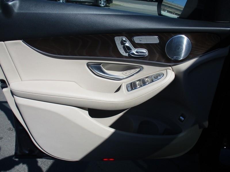 Mercedes-Benz GLC GLC 300 4MATIC SUV 2019