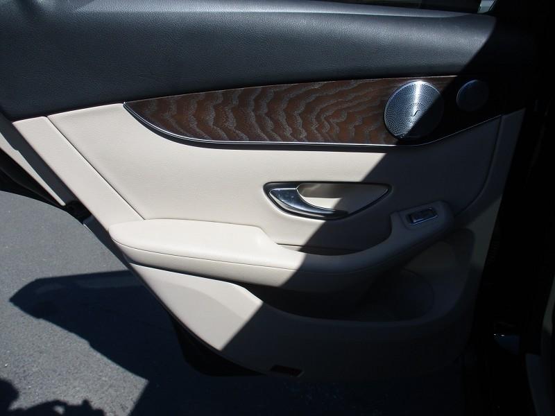 Mercedes-Benz GLC GLC 300 4MATIC SUV 2019