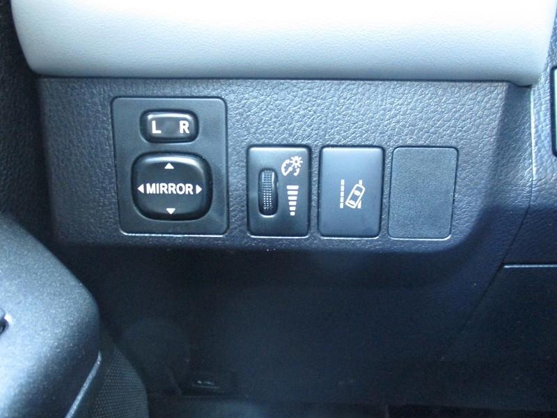 Toyota RAV4 XLE AWD (Natl) 2017