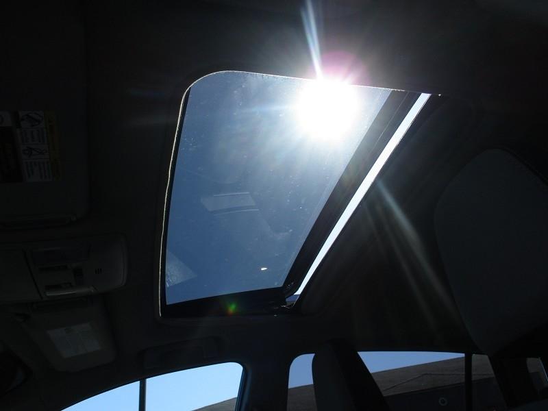 Toyota RAV4 XLE AWD (Natl) 2017