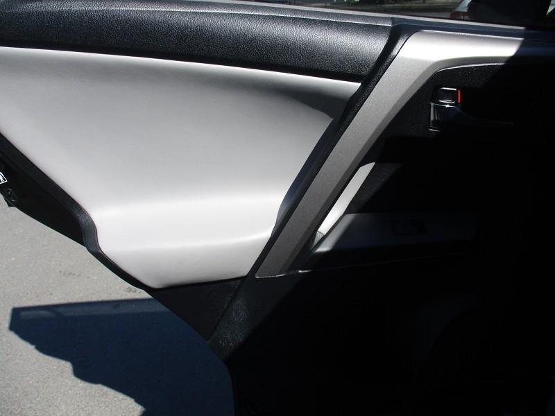 Toyota RAV4 XLE AWD (Natl) 2017