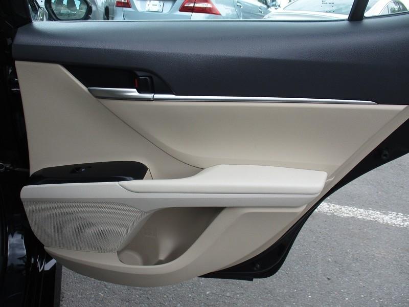 Toyota Camry XLE Auto (Natl) 2019