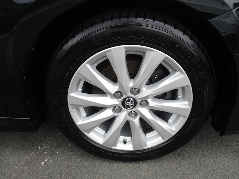 Toyota Camry XLE Auto (Natl) 2019