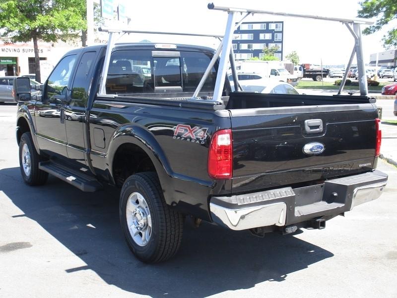 Ford Super Duty F-350 SRW 4WD SuperCab 158" Lariat 2016