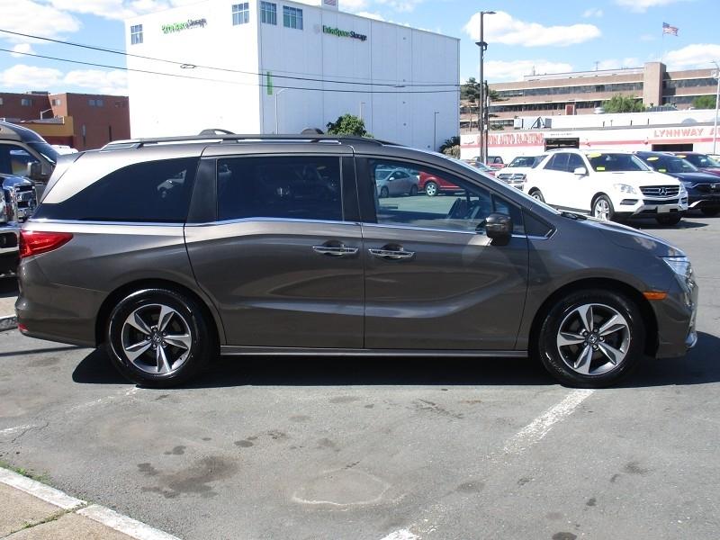 Honda Odyssey Touring Auto 2019