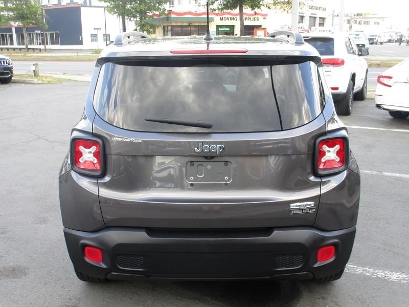 Jeep Renegade Latitude FWD 2017