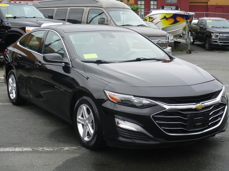 Chevrolet Malibu 4dr Sdn LS w/1FL 2020