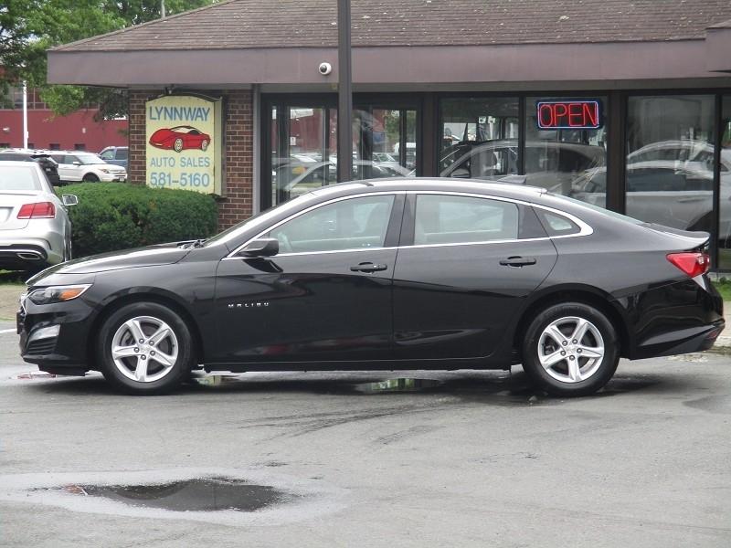 Chevrolet Malibu 4dr Sdn LS w/1FL 2020