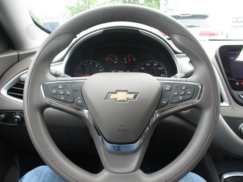 Chevrolet Malibu 4dr Sdn LS w/1FL 2020