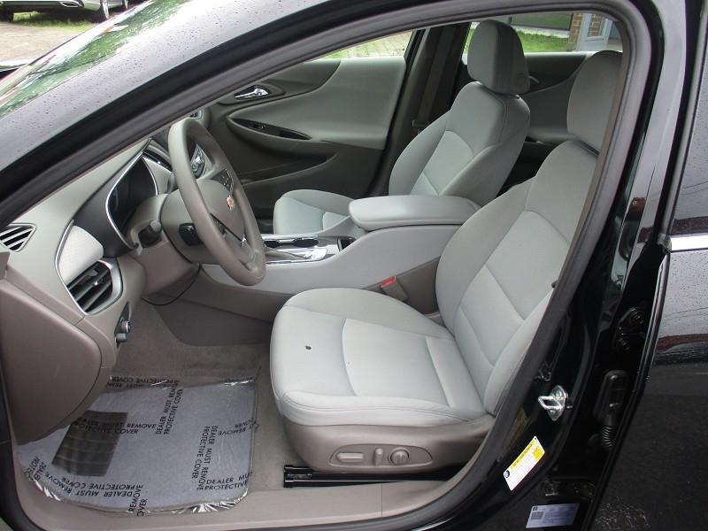 Chevrolet Malibu 4dr Sdn LS w/1FL 2020
