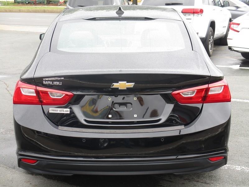 Chevrolet Malibu 4dr Sdn LS w/1FL 2020