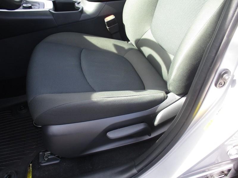 Toyota RAV4 Hybrid LE AWD (Natl) 2024