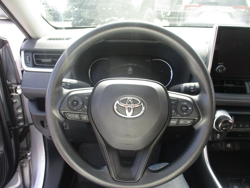 Toyota RAV4 Hybrid LE AWD (Natl) 2024