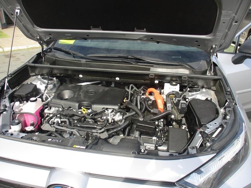 Toyota RAV4 Hybrid LE AWD (Natl) 2024