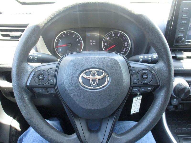 Toyota RAV4 LE AWD (Natl) 2021
