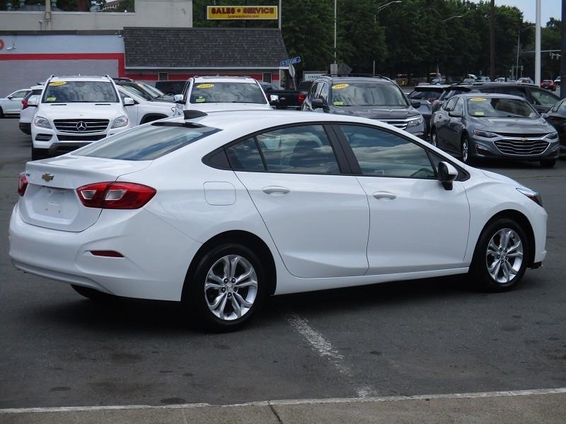 Chevrolet Cruze 4dr Sdn LS 2019