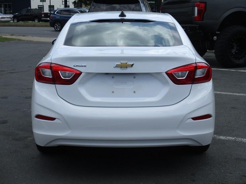 Chevrolet Cruze 4dr Sdn LS 2019