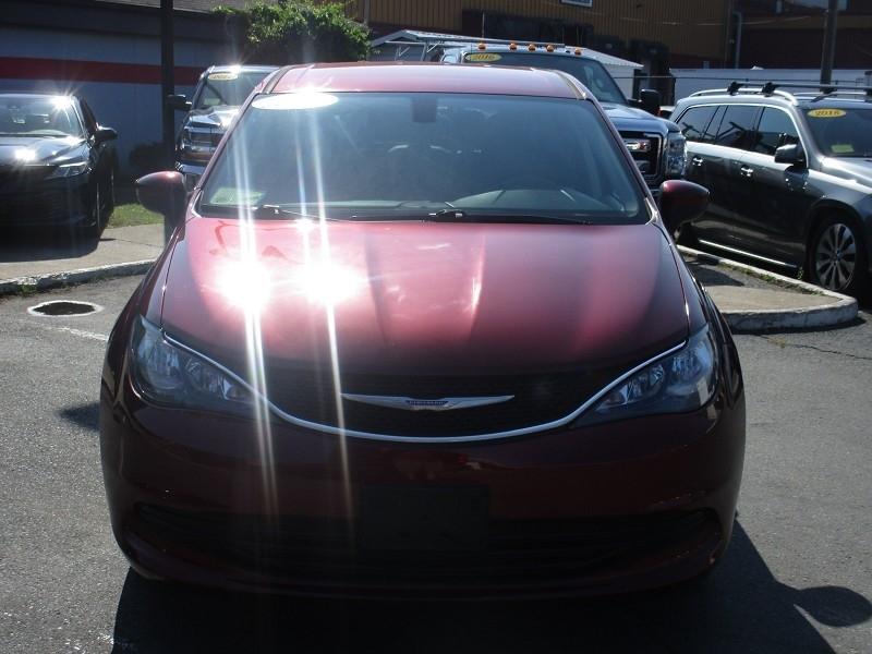 Chrysler Pacifica Touring FWD 2017