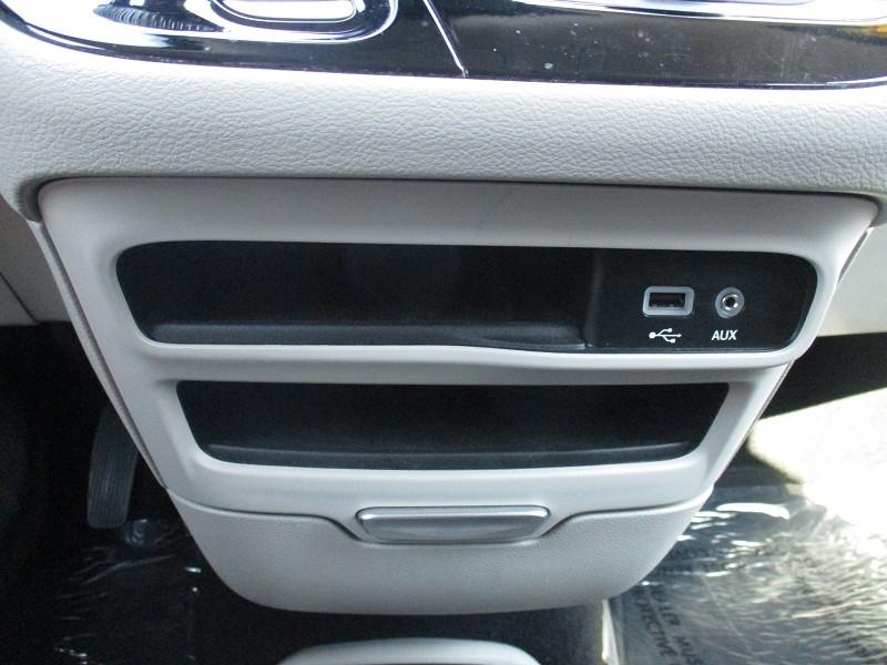 Chrysler Pacifica Touring FWD 2017