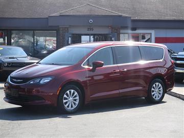 2017 Chrysler Pacifica Touring FWD