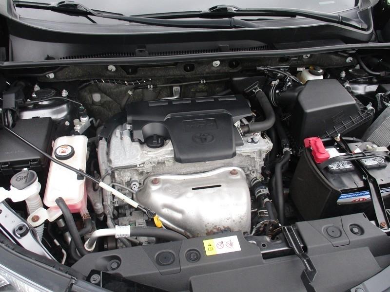 Toyota RAV4 LE AWD (Natl) 2018