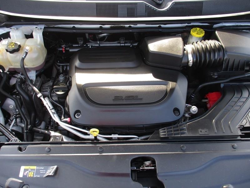 Chrysler Voyager L FWD 2021