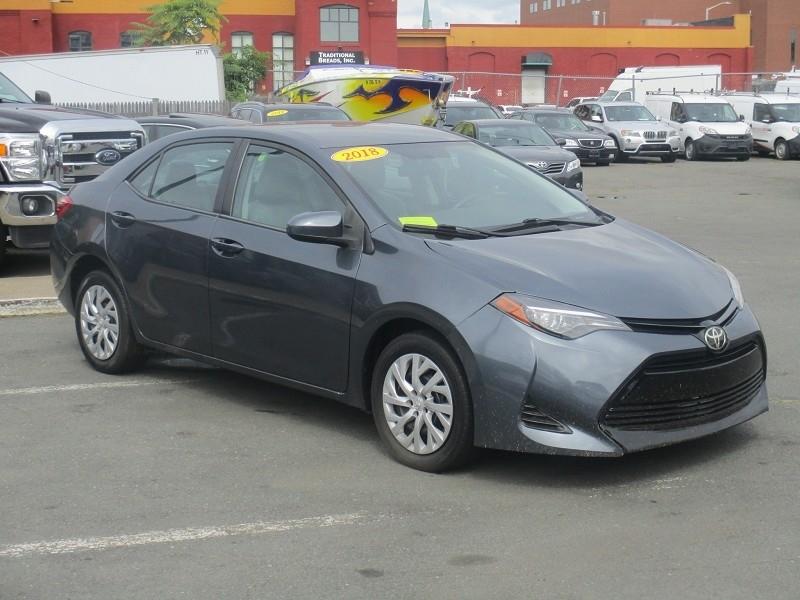 Toyota Corolla XLE CVT (Natl) 2018