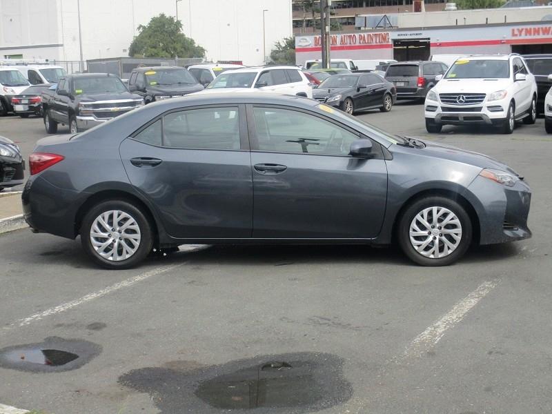 Toyota Corolla XLE CVT (Natl) 2018