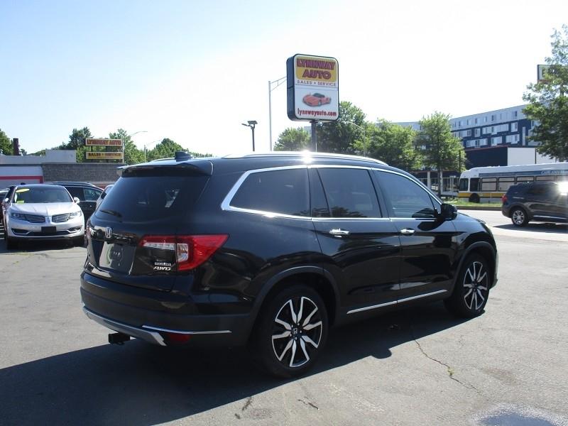 Honda Pilot Touring 8-Passenger AWD 2019