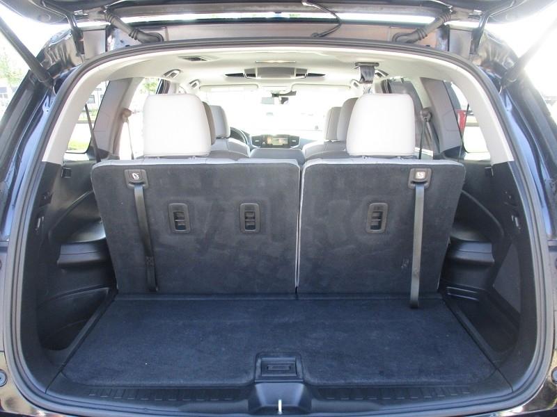 Honda Pilot Touring 8-Passenger AWD 2019