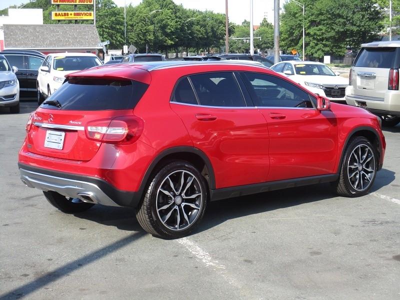 Mercedes-Benz GLA 4MATIC 4dr GLA 250 2016