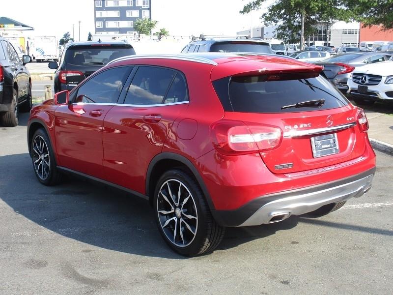 Mercedes-Benz GLA 4MATIC 4dr GLA 250 2016