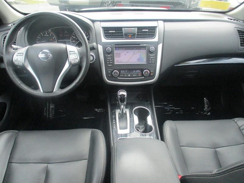 Nissan Altima 2.5 SL Sedan 2017