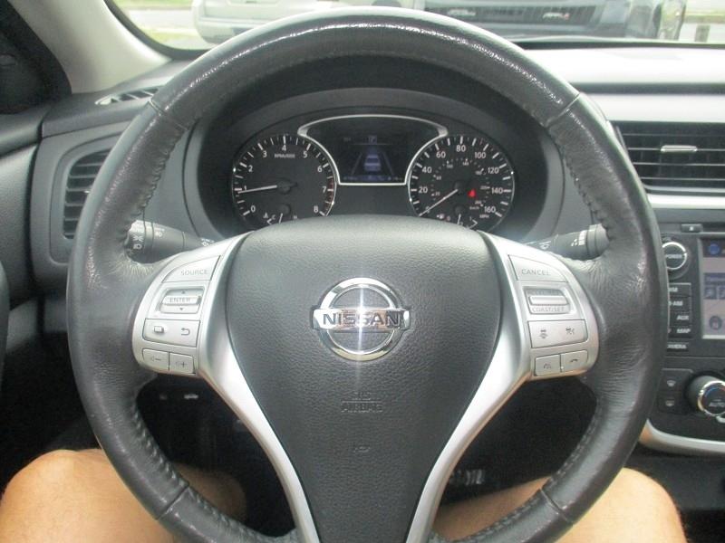 Nissan Altima 2.5 SL Sedan 2017