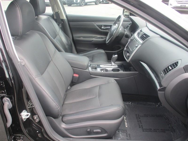 Nissan Altima 2.5 SL Sedan 2017