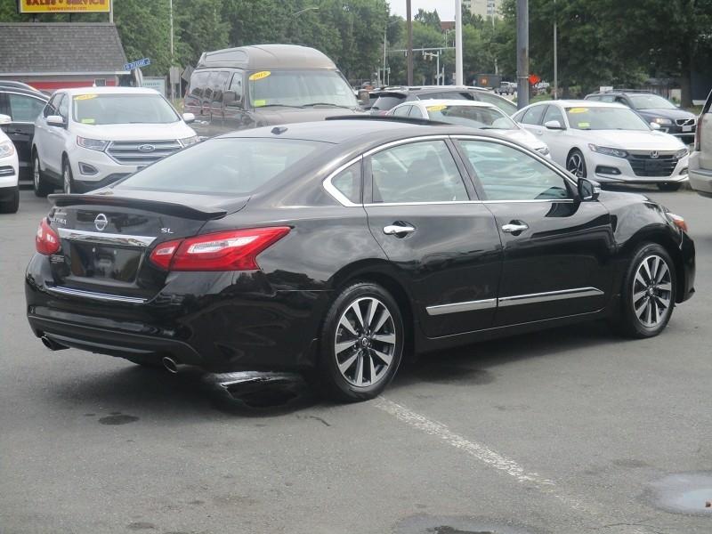 Nissan Altima 2.5 SL Sedan 2017