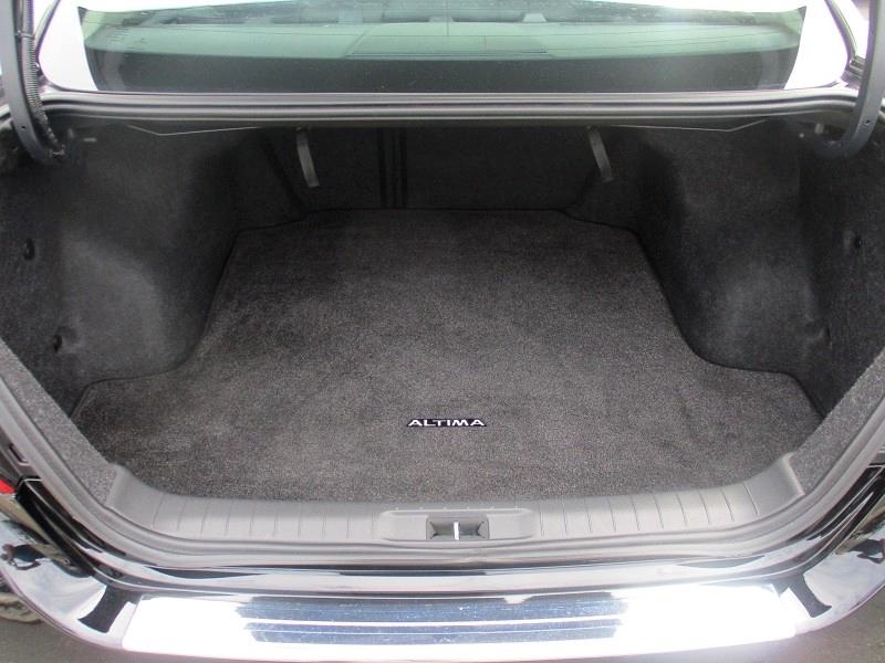 Nissan Altima 2.5 SL Sedan 2017