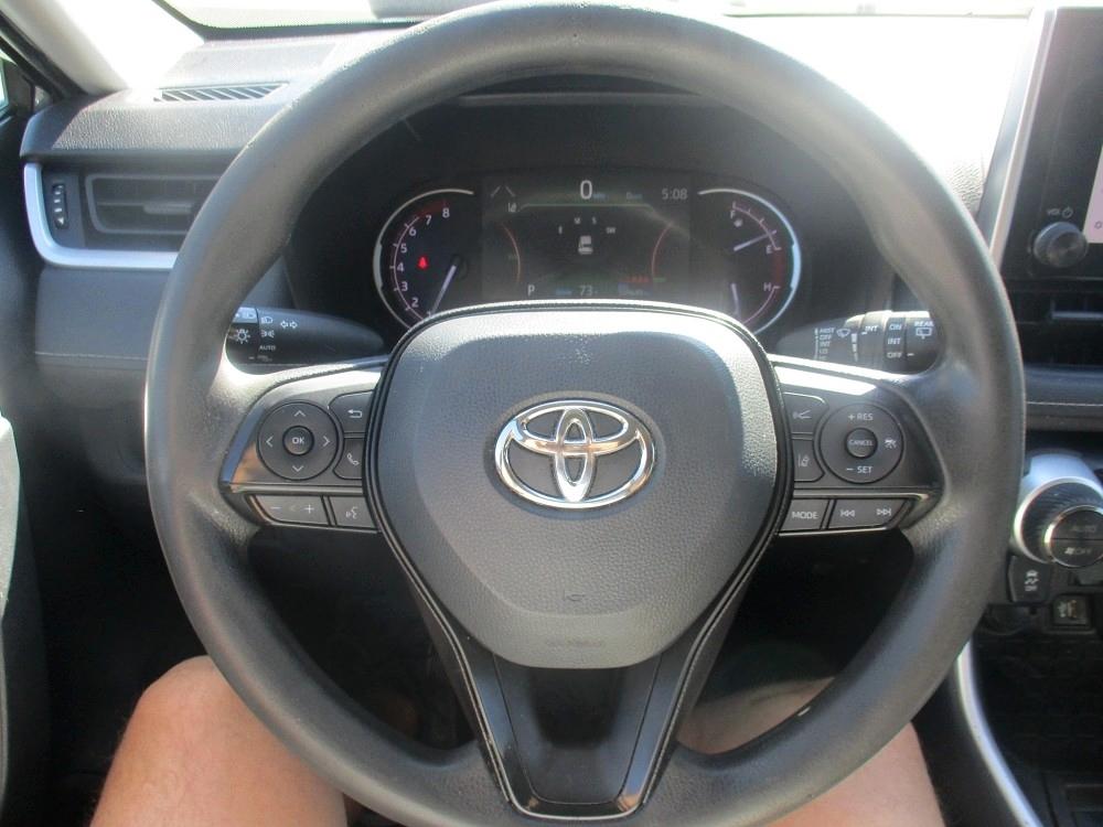 Toyota RAV4 XLE FWD (Natl) 2023