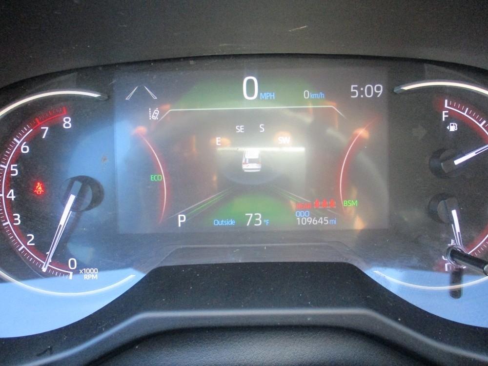 Toyota RAV4 XLE FWD (Natl) 2023