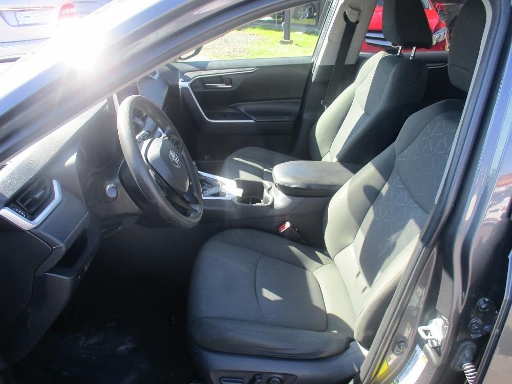 Toyota RAV4 XLE FWD (Natl) 2023