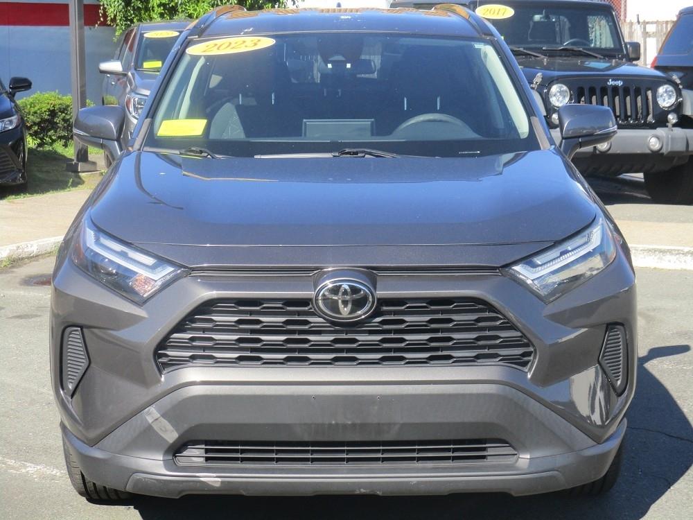 Toyota RAV4 XLE FWD (Natl) 2023